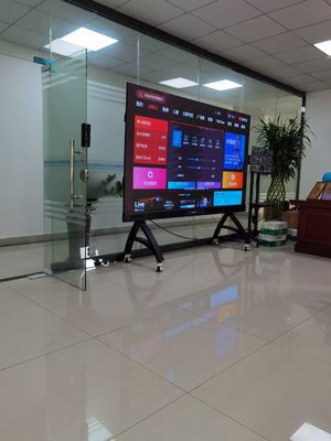 صفحه نمایش تلویزیون LED هوشمند متحرک 1.875mm 2.5mm صفحه نمایش LED اتاق کنفرانس